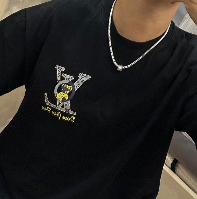 LV Necklaces